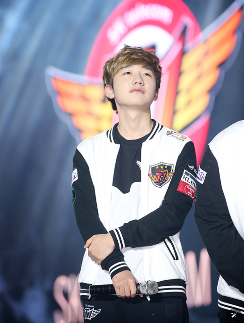 PG在线网站-包含HLE力克GEN，Peanut极限生还后反打峡谷大战半决赛，锁定晋级资格的词条